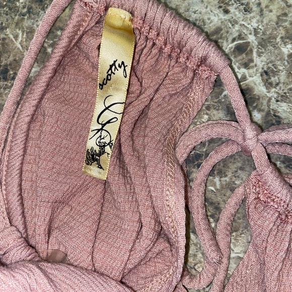 ✨2/$15 Scotty Extra Large Boho Drawstring Croptop - Picture 7 of 8